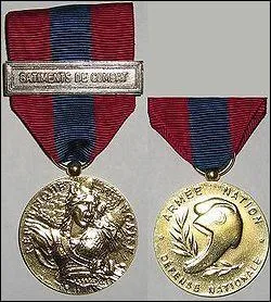 Qui cra la mdaille de la Dfense nationale ?