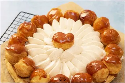 C'est un saint-honoré .