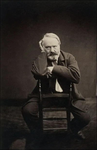 Le poème "Elle était pâle, et pourtant rose" a été écrit par Victor Hugo en l'honneur de sa fille Léopoldine.