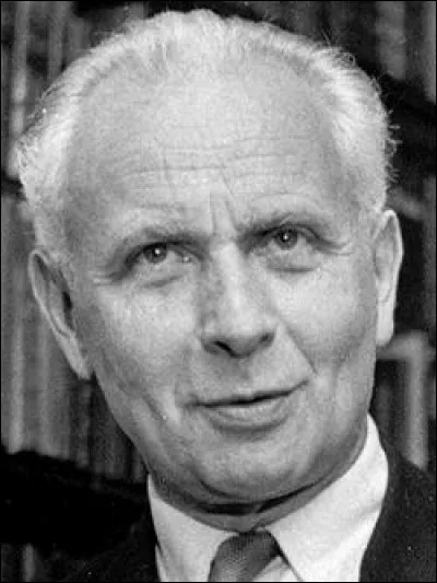 Qui est ce Louis, poète, romancier et journaliste ?