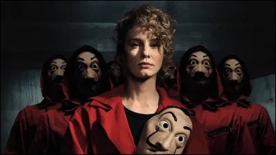 Mónica entre dans la bande sous quel nom ?