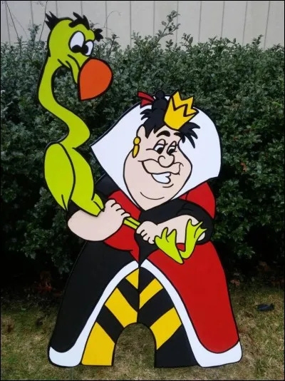 Avec quoi joue-t-elle ?