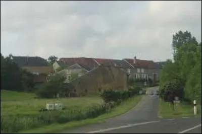 Ancienne commune de l'arrondissement de Sedan, dans le Grand-Est, Mairy se trouve dans le département ...