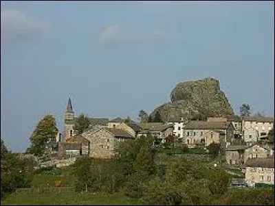 Village Altiligérien, Queyrières se situe en région ...