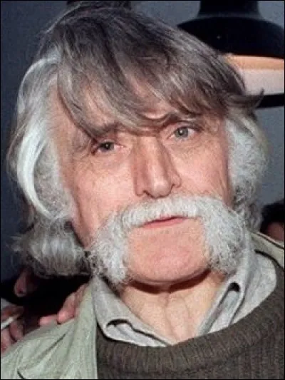 Qui est ce François, journaliste, écrivain et dessinateur humoristique ?