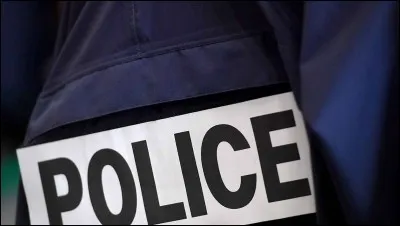 Comment s'appelle le chef de la police ?