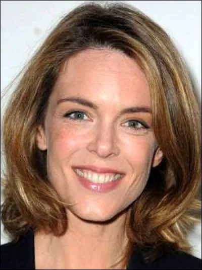 Qui est cette Julie, animatrice à la télévision et critique gastronomique ?