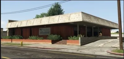 Dans ce centre-médical pour personnes, quel praticien est l'intrus ?