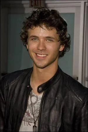 Qui est la mre de Travers ?