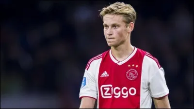 Dans quel club a signé Frenkie de Jong ?