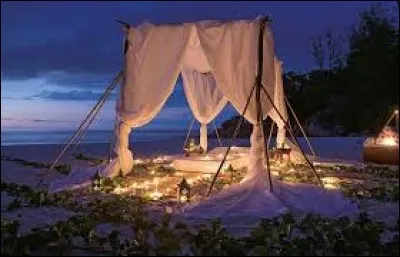 Où a eu lieu le premier rendez-vous de Ben et de Mal ?