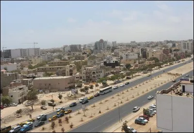 Trouvez le pays qui a pour capitale Dakar :