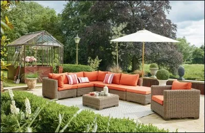 Parmi les choses suivantes, laquelle peut-on trouver dans un jardin ?