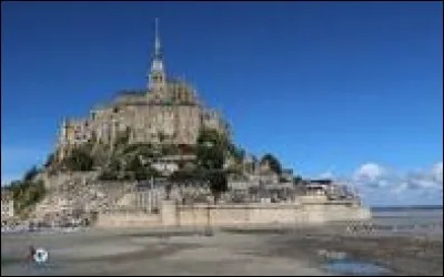 Le Mont-Saint-Michel est très connu grâce à son abbaye et ses sables mouvants. Mais dans quel département se situe-t-il ?