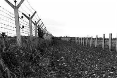 L'expression « rideau de fer » revient à :