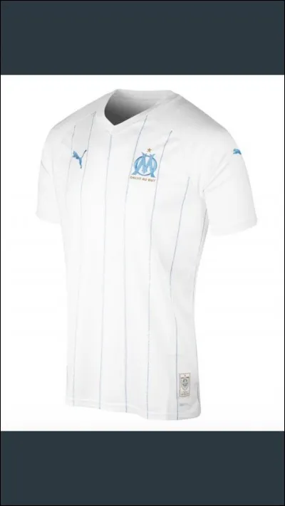 À quel club appartient ce maillot ?