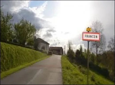 Nous sommes en Occitanie à l'entrée de Francon. C'est un village situé dans le département ...