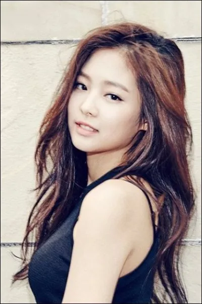 Quelle est la partie du corps dont elle est sûre ?