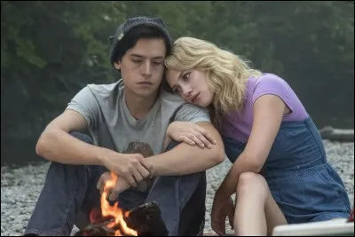 Dans quelle saison et quel épisode, Bughead se met-il en couple ?