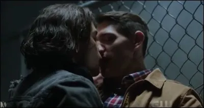 Dans quel épisode de la saison 1, Joaquin et Kévin se séparent-ils ?