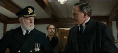 Le Titanic peut flotter si seulement combien de compartiments sont-ils touchés par l'eau ? Au delà, le bateau coule.