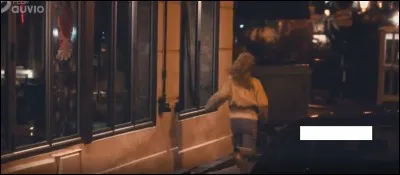 Combien y a-t-il de vignettes sur la voiture ?