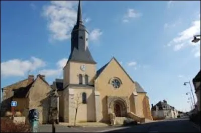 Nous sommes dans les Pays-de-la-Loire devant l'église Sainte-Marie-Madeleine de La Chapelle-du-Bois. Village de l'arrondissement de La Ferté-Bernard, dans la région naturelle du Perche, il se situe dans le département ...
