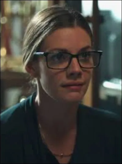 Miss Grundy a quitté la ville car...