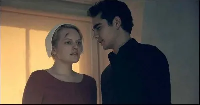 Apr&egrave;s avoir fait semblant de coucher ensemble pendant des mois pour se faire bien voir par les autres, deux personnages passent finalement &agrave; l'acte !Il s'agit ici de la s&eacute;rie : ...