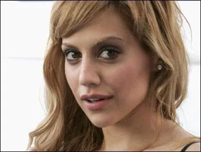 Comment s'appelle le film dans lequel elle a jou en 1993 ?