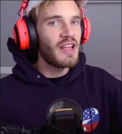 Comment s'écrit le nom du youtubeur qui a le plus d'abonnés au monde ?