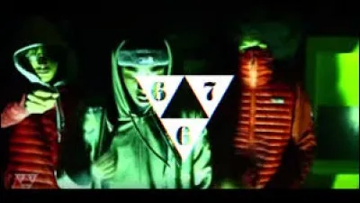 Quel est le nom de l'autre collectif (trio) fondé par Freeze Corleone ? Et qui sont les deux autres rappeurs qui le composent ?