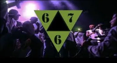 Freeze Corleone est un artiste discret voire secret, on ne connaît quasiment rien de lui, et son absence quasi totale sur les réseaux sociaux renforce ce côté mystérieux.
De quel pays ses parents sont-ils originaires ?