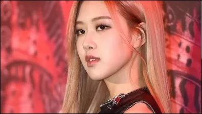 Quelle est l'une des passions de Rosé ?