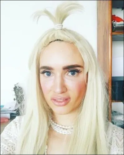 Comment s'appelle la chaîne secondaire de Natoo ?