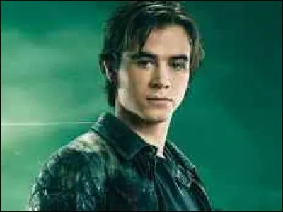 Quelle est la principale mission de ce garçon ?