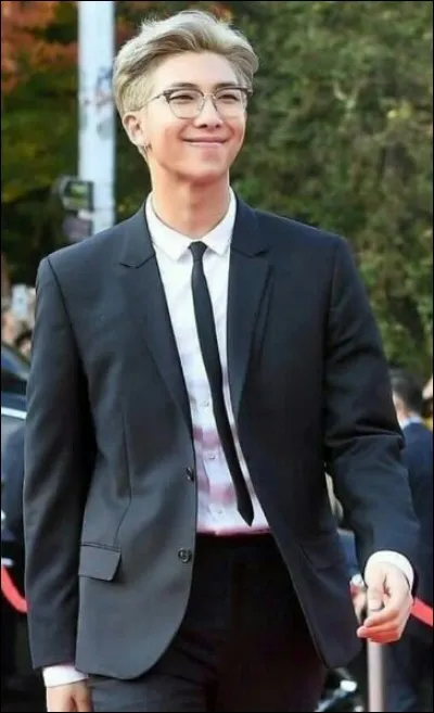 Quel était son nom de rappeur avant d'intégrer BTS ?