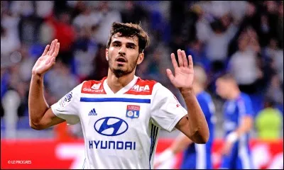 Qui est ce joueur lyonnais ?