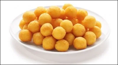 Quelle est cette préparation à base de boulettes de purée de pommes de terre cuites dans l'huile ?