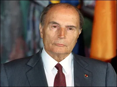 Que ne tenait pas à révéler François Mitterrand en mettant en place les écoutes illégales de L'Élysée entre 1983 et 1986 ?