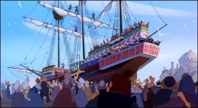 Pourquoi John Smith se retrouve-t-il dans la mer au début du film ?