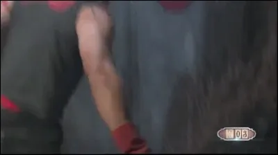 Où emmène-t-il la personne qui est coincée dans la salle alors que le temps est écoulé ?