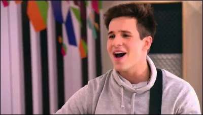 Quel domaine Clément est-il censé étudier ?