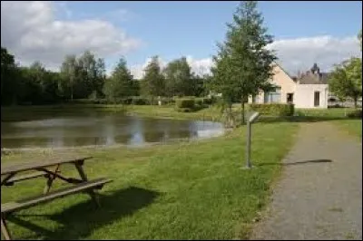 Une balade en Bretagne, ça vous dit ? Voilà qui est fait avec cette visite de Forges-la-Forêt. Dans quel département sommes-nous ?