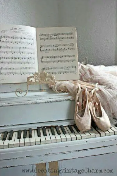 Qui a composé le ballet "Roméo et Juliette" ?