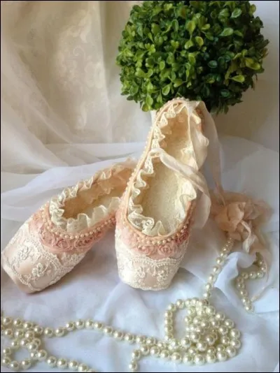 Qui est le compositeur du ballet "Cendrillon" ?