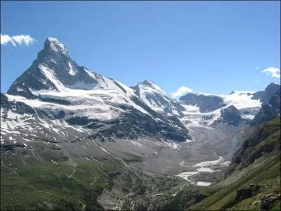 Quel est le point culminant de la Caroline du Sud ( 1 085 m) se trouvant dans la chane des Appalaches ?