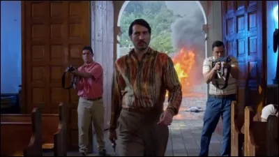 Première diffusion : 2015
Nombre de saisons : 3
Personnages : Tata, Edouardo, Gustavo, Valeria 
Genre : Policier/Drame 
Quelle est cette série ?