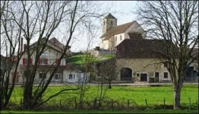 Nous terminons cette balade dans le Jura, à Tourmont. Nous sommes dans l'ancienne région ...