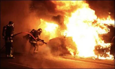 Qu'elle lance utilise t-on pour un feu d'habitation